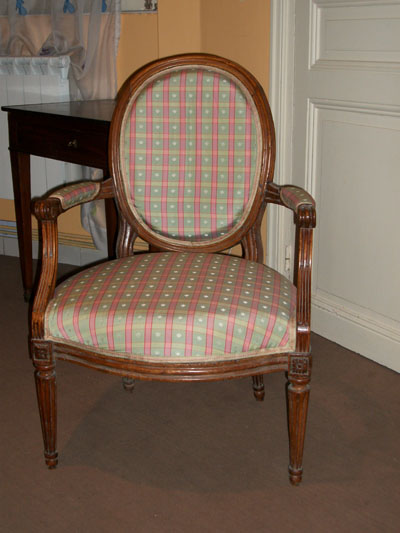 fauteuil medaillon louis xvi