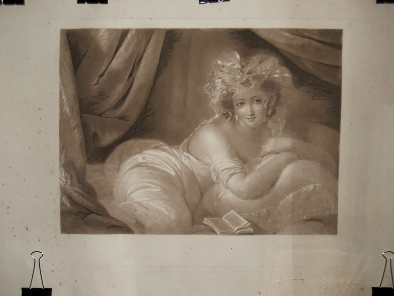 2 gravures de jeune femme