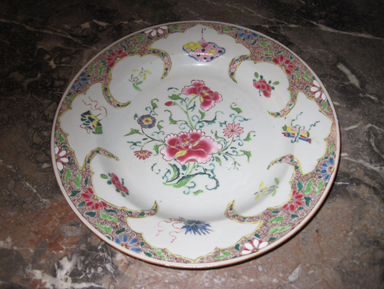 Assiette en porcelaine de Chine 